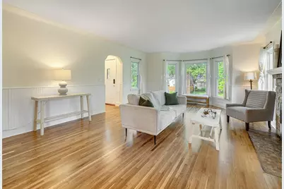 1651 Washburn Avenue N, Minneapolis, MN 55411 - Photo 3