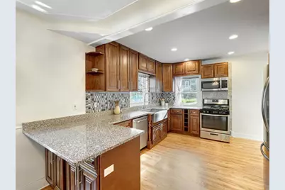 1651 Washburn Avenue N, Minneapolis, MN 55411 - Photo 7