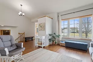 8504 Jensen Ave S, Cottage Grove, MN 55016 - Photo 5