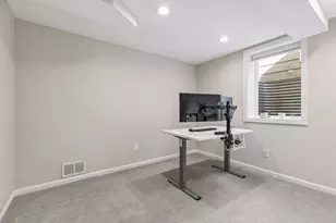 2718 Hampshire Ave S, Saint Louis Park, MN 55426 - Photo 31