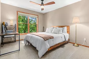 11388 Avery Dr, Inver Grove Heights, MN 55077 - Photo 9