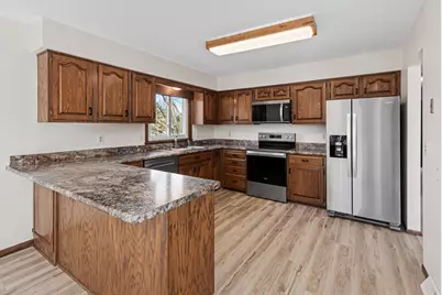 7745 Jeffery Avenue S, Cottage Grove, MN 55016 - Photo 5