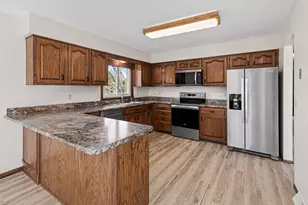 7745 Jeffery Ave S, Cottage Grove, MN 55016 - Photo 5