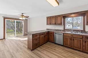 7745 Jeffery Ave S, Cottage Grove, MN 55016 - Photo 7
