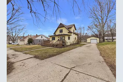 421 1st Avenue NE, Glenwood, MN 56334 - Photo 1