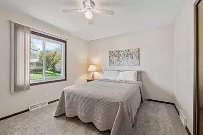 6605 Chesshire Lane N, Maple Grove, MN 55311 - Photo 11