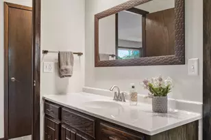 6605 Chesshire Ln N, Maple Grove, MN 55311 - Photo 9