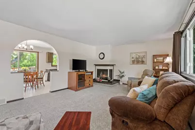 6605 Chesshire Lane N, Maple Grove, MN 55311 - Photo 3