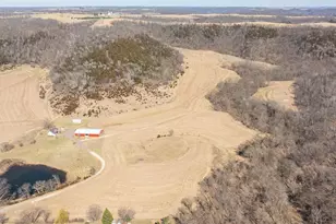 S2901 Semling Ln, Fountain City, WI 54629 - Photo 47