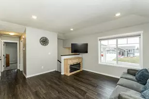 94 5th Ave SE, Kasson, MN 55944 - Photo 9