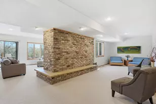 985 Cliff Rd, Eagan, MN 55123 - Photo 71
