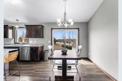 1429 18th Avenue SE, Cambridge, MN 55008 - Photo 5