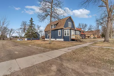 201 Dakota Avenue NE, Pennock, MN 56279 - Photo 1