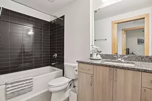 1240 S 2nd St, Minneapolis, MN 55415 - Photo 15