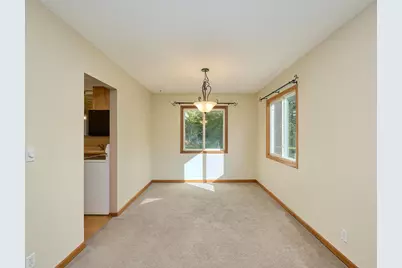 8106 Dakota Lane, Chanhassen, MN 55317 - Photo 3