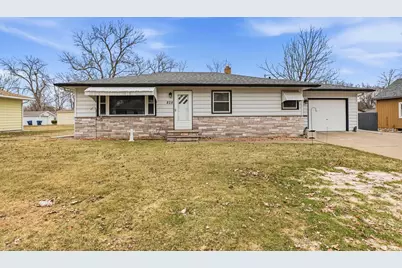 828 28th Avenue N, Saint Cloud, MN 56303 - Photo 1