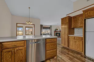 856 Aspen Cir, Waite Park, MN 56387 - Photo 9