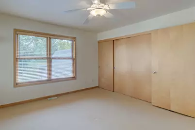 552 Summit Avenue, Saint Paul, MN 55102 - Photo 25