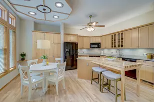 552 Summit Ave, Saint Paul, MN 55102 - Photo 19
