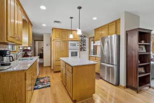 1254 Prairie St, Chaska, MN 55318 - Photo 11