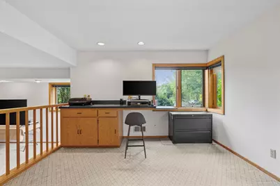 8524 Park Knoll Circle, Bloomington, MN 55438 - Photo 15
