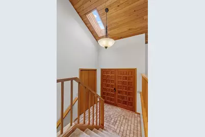 8524 Park Knoll Circle, Bloomington, MN 55438 - Photo 51