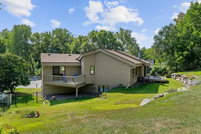 8524 Park Knoll Circle, Bloomington, MN 55438 - Photo 57