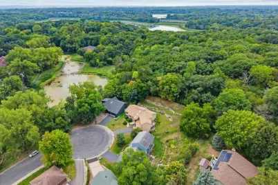 8524 Park Knoll Circle, Bloomington, MN 55438 - Photo 71