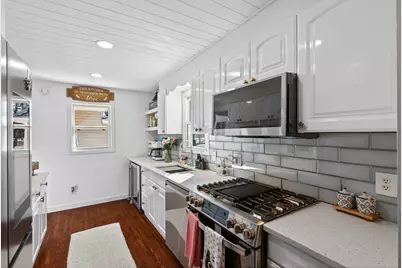 8893 Griggs Avenue, Circle Pines, MN 55014 - Photo 9