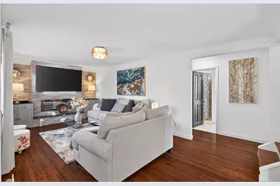 8893 Griggs Avenue, Circle Pines, MN 55014 - Photo 5