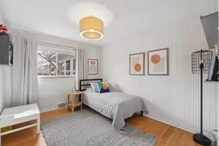 6351 Dogwood Ave, Chanhassen, MN 55331 - Photo 13