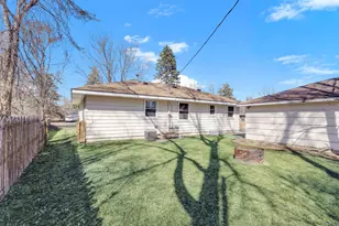 2201 W 91 1/2 St, Bloomington, MN 55431 - Photo 19