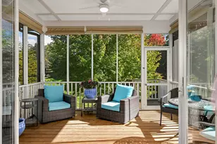 1540 Waterford Ct, Golden Valley, MN 55422 - Photo 9