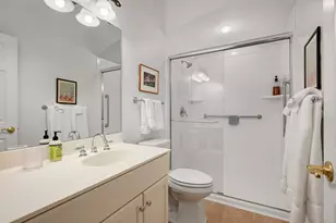 1540 Waterford Ct, Golden Valley, MN 55422 - Photo 27