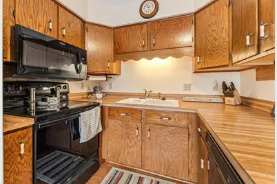 912 2nd St NW, Waseca, MN 56093 - Photo 9