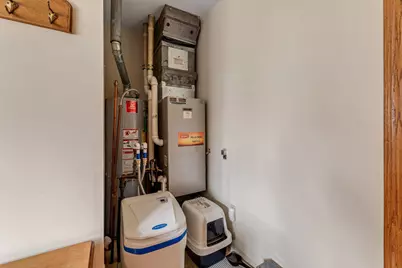 912 2nd St NW, Waseca, MN 56093 - Photo 17