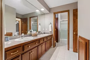 17854 Lanesboro Ct, Lakeville, MN 55044 - Photo 47