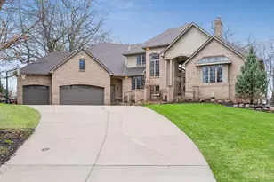 17854 Lanesboro Ct, Lakeville, MN 55044 - Photo 3
