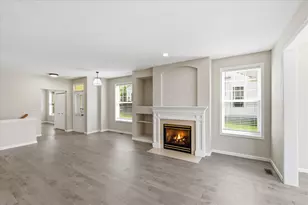 5818 Prairie Ridge Dr, Shoreview, MN 55126 - Photo 1