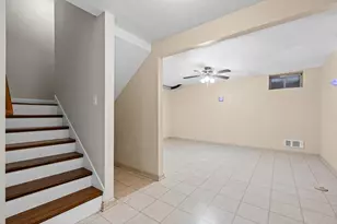 2523 Clinton Ave, Minneapolis, MN 55404 - Photo 25