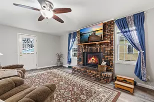 718 3rd St SW, Waseca, MN 56093 - Photo 9