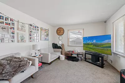 1586 Pacific St, Saint Paul, MN 55106 - Photo 29