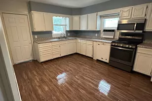 604 9th St N, Wahpeton,  58075 - Photo 7