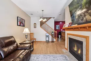 1948 Shamrock Pl, Chaska, MN 55318 - Photo 9