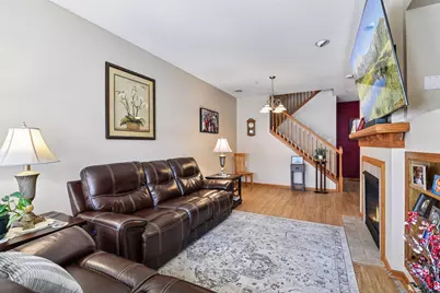 1948 Shamrock Place, Chaska, MN 55318 - Photo 7