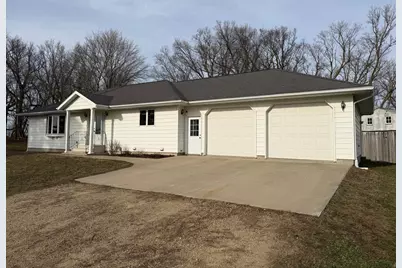 16612 670th Avenue, Alden, MN 56009 - Photo 7