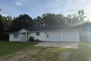 16612 670th Ave, Alden, MN 56009 - Photo 5