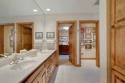 15330 Masons Pointe, Eden Prairie, MN 55347 - Photo 41