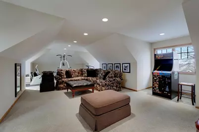 15330 Masons Pointe, Eden Prairie, MN 55347 - Photo 45