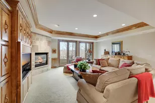 15330 Masons Pointe, Eden Prairie, MN 55347 - Photo 35